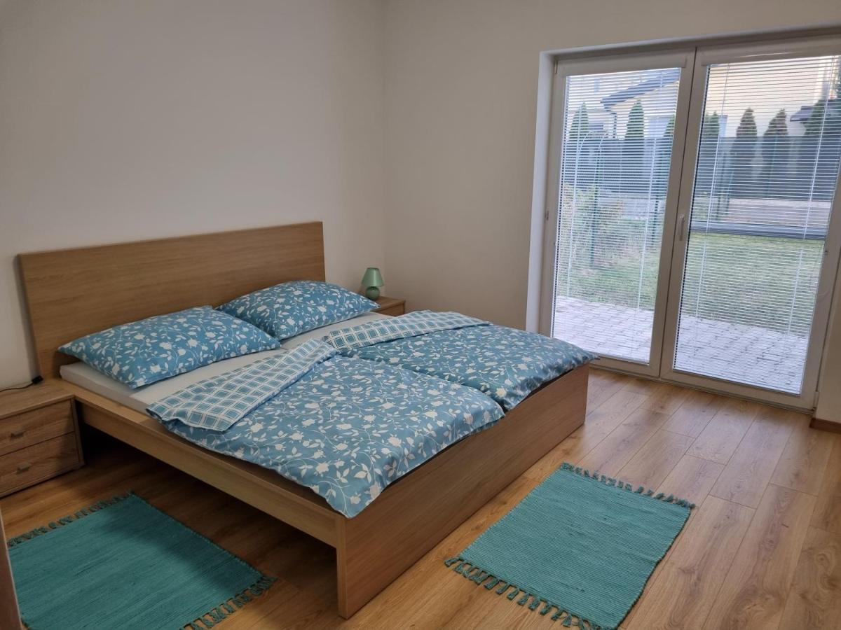 Apartman 501 Biely Kostol Luaran gambar