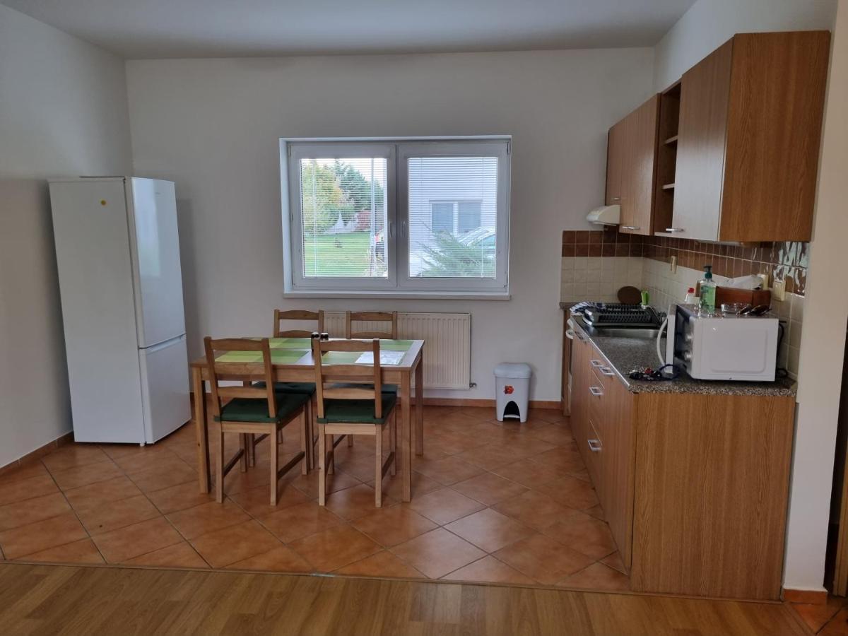 Apartman 501 Biely Kostol Luaran gambar